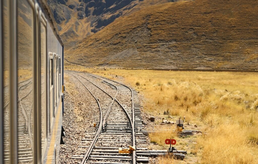 Lujo | Tren de Lujo en ruta con experiencias en Perú.